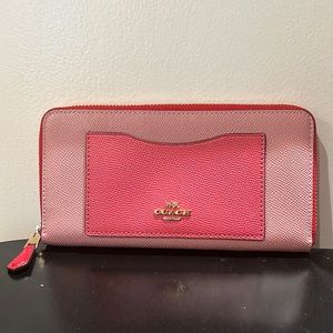 Coach wallet